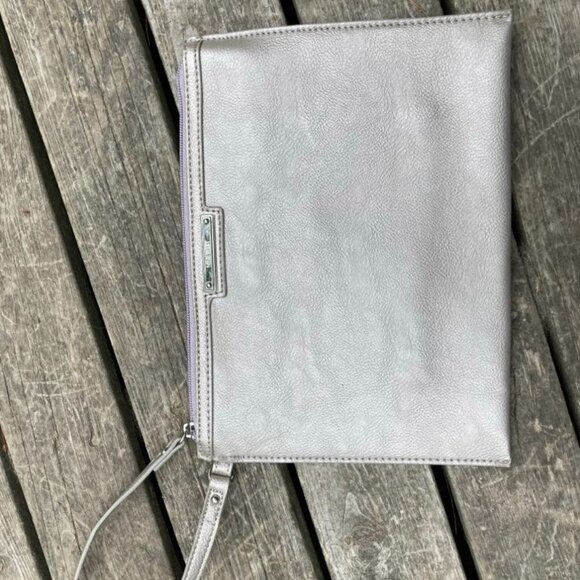 Nine West Gold clutch - Picture 1 of 5